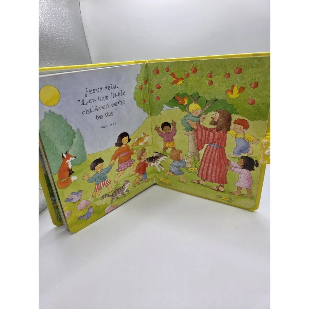 Vintage Baby's First Bible, Little Lambs Board Book, Readers‎ Digest, 1996